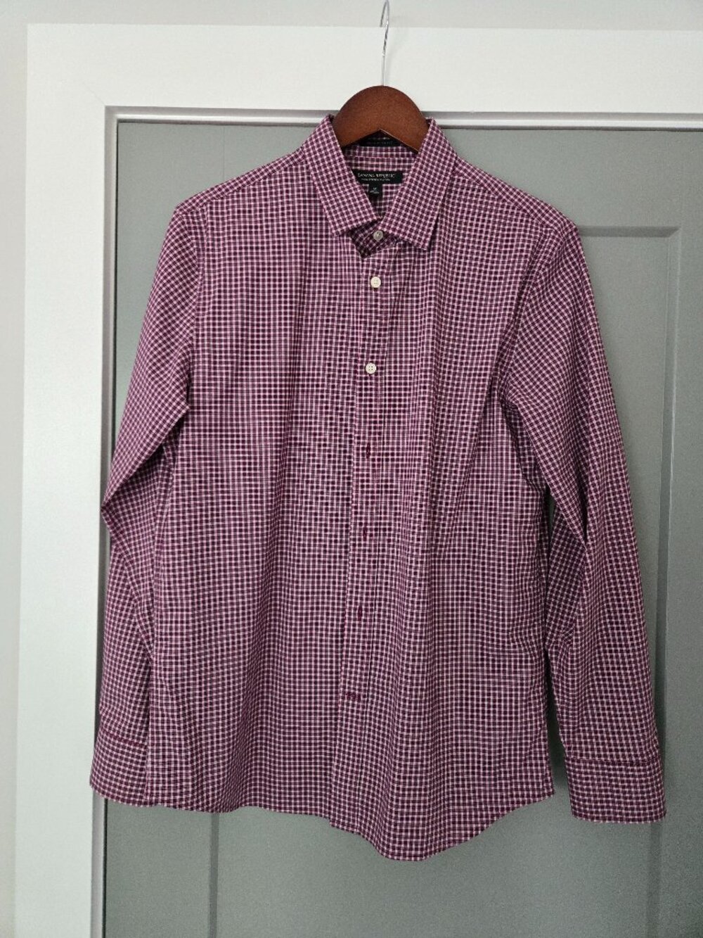 Banana Republic Mens Button Down shirt